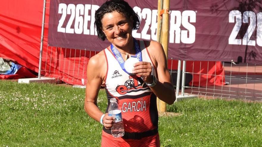 Pepa García, campeona de España de acuatlón y triatlón cross