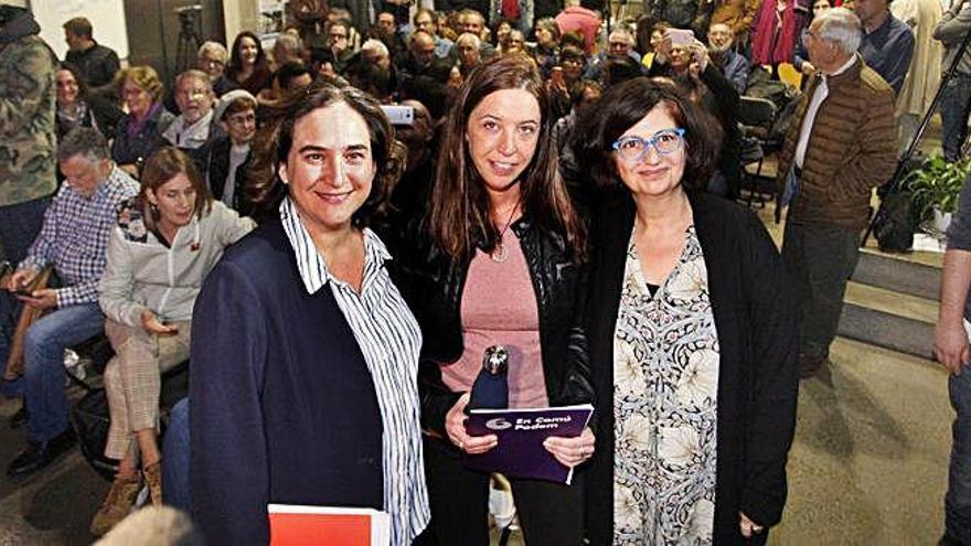 Ada Colau, Laura López i Rosa Lluch, ahir, a l&#039;acte de Can Ninetes de Girona.