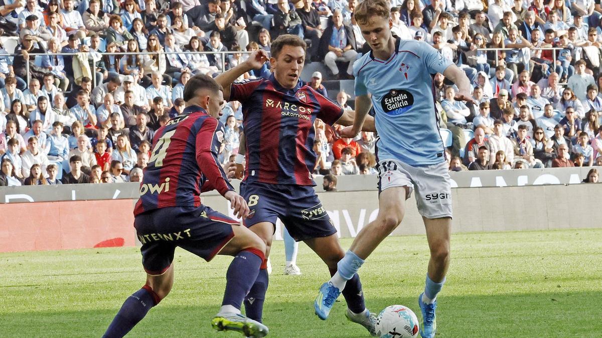 Williot, durante el partido ante el Levante.