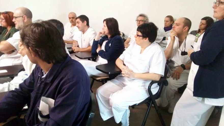 Trabajadores del Meixoeiro en la asamblea de ayer. // CIG