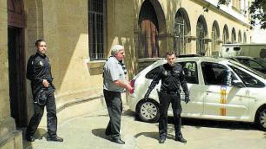 Carmelo Alberto Capone estuvo fugado 30 años.