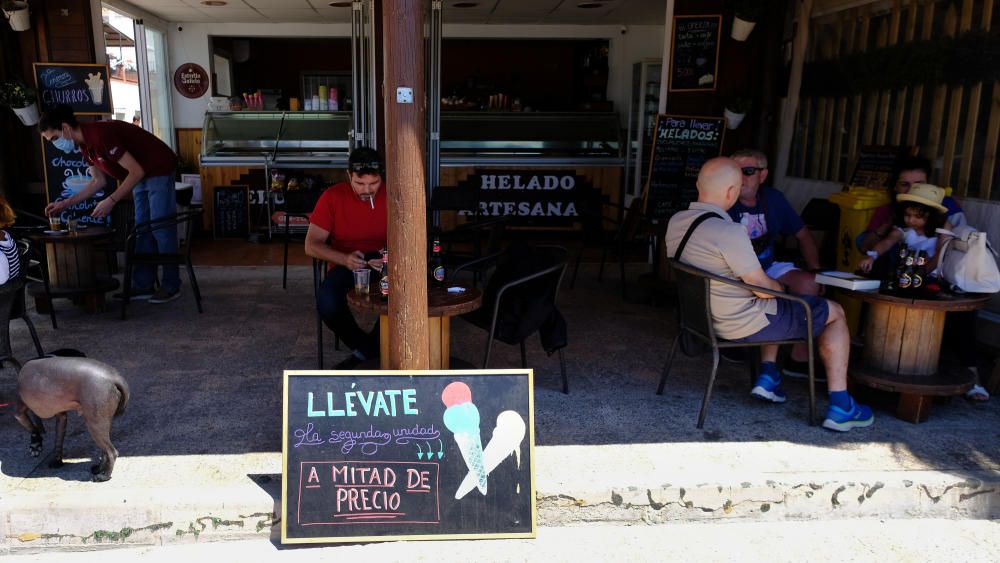 Mucho ambiente en las playas este domingo