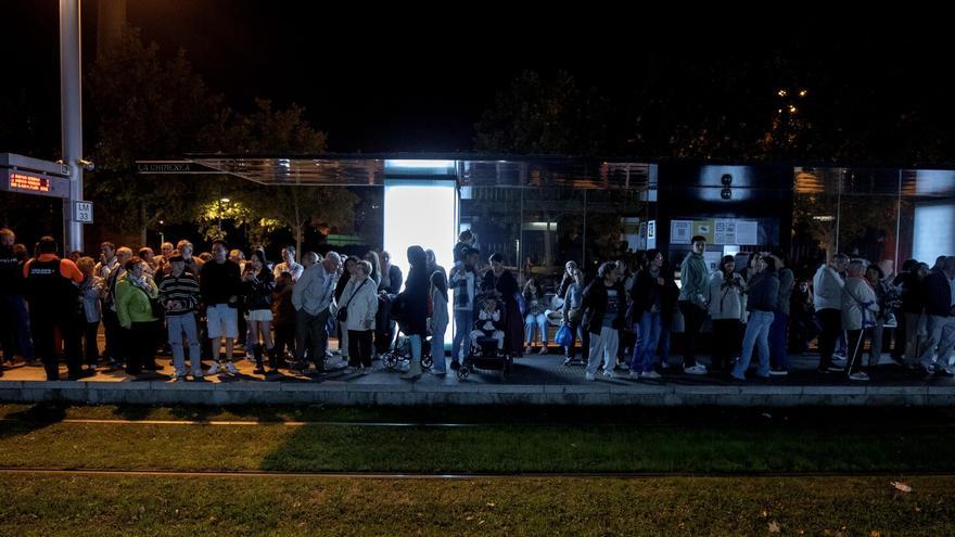 Los trabajadores del tranvía de Zaragoza y la empresa intentarán salvar la huelga 'in extremis' este viernes