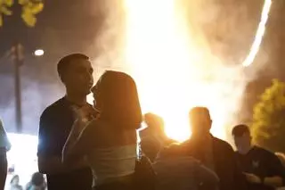 En imágenes: Así fue la foguera de Trasona