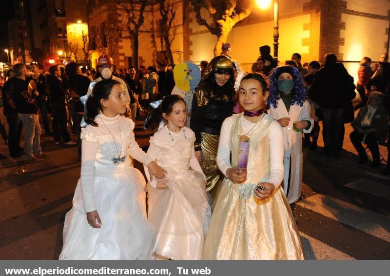 GALERÍA DE FOTOS - Fiesta de Carnaval en el Grao de Castellón