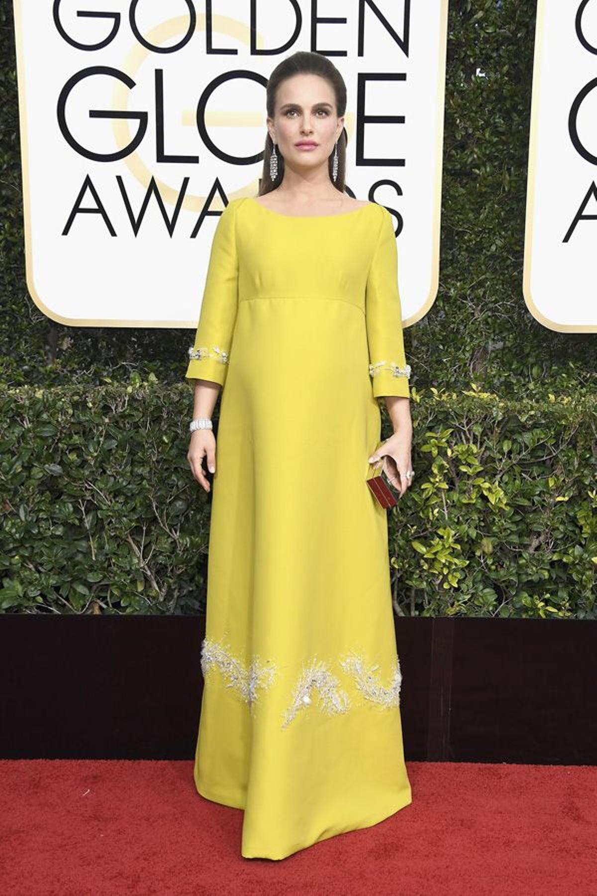 Vestidos Globos de Oro 2017: Natalie Portman de Prada