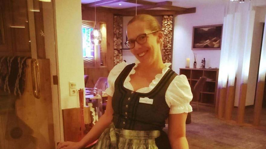 Fuga de cambrers de la Costa Brava: "Marxo cada hivern a treballar a Àustria per tenir un sou i unes jornades dignes"