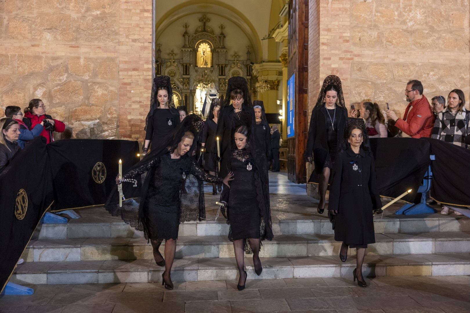 Encuentro de la Vía Dolorosa en Torrevieja del Miércoles Santo con la presencia del obispo José Ignacio Munilla