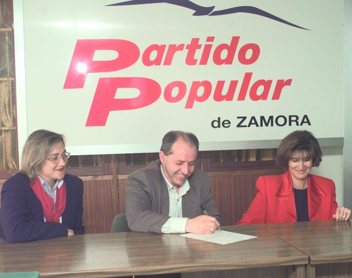 La vida de Dionisio García Carnero, en imágenes
