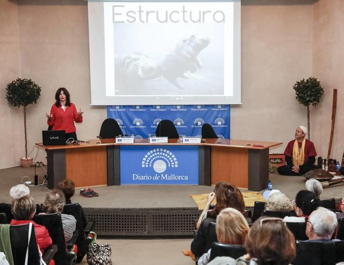 Charla sobre salud e "inteligencia vital"