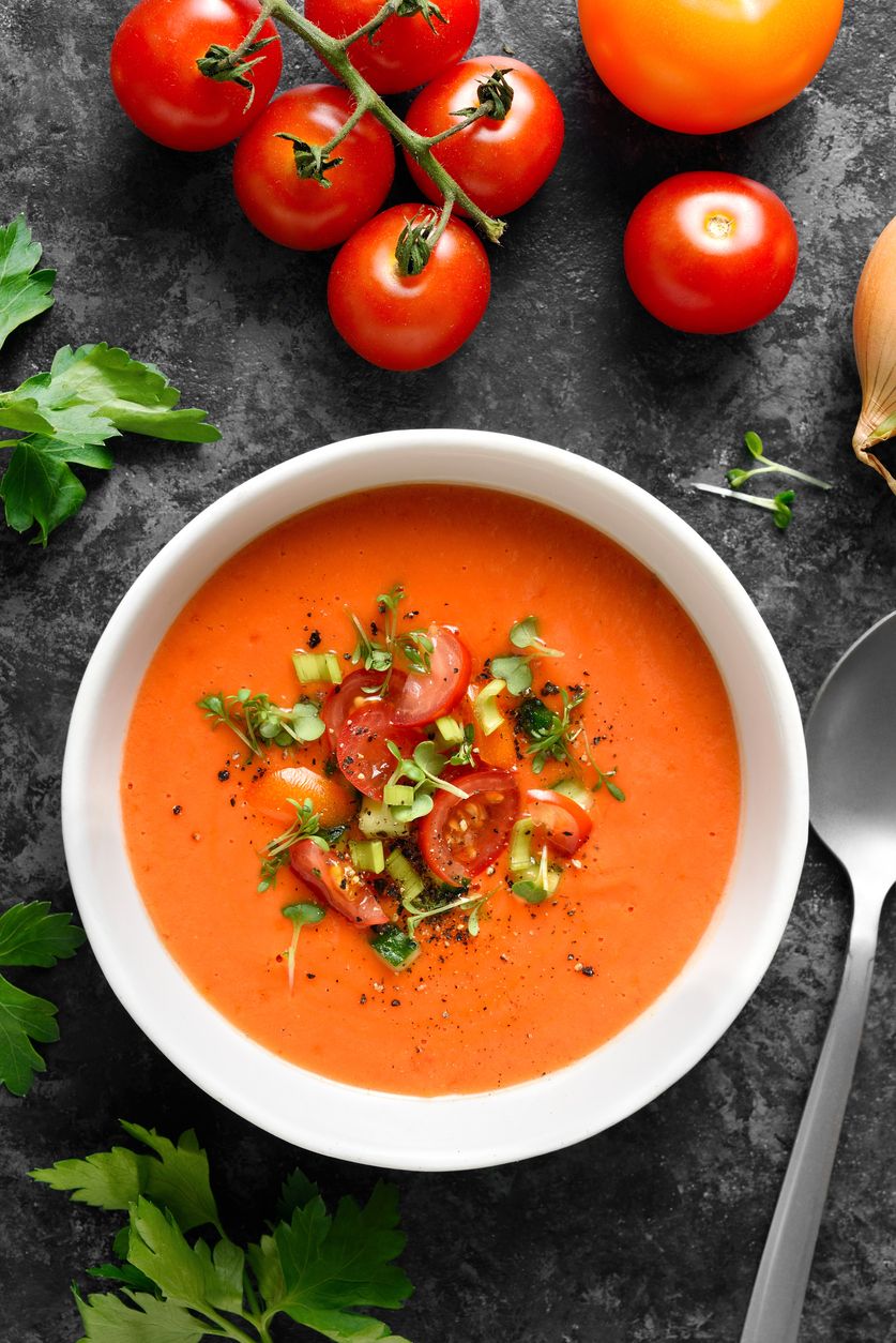 El gazpacho es perfecto para refrescarse en verano.