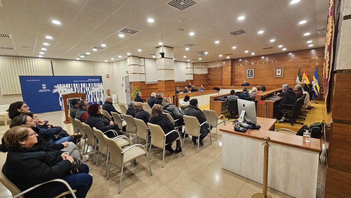 Pleno en el Ayuntamiento de Alhaurín de la Torre.