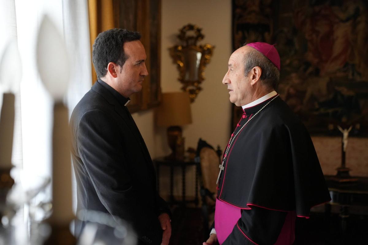 El obispo de Córdoba preside la toma de posesión de los nuevos miembros del Consejo Episcopal de la diócesis