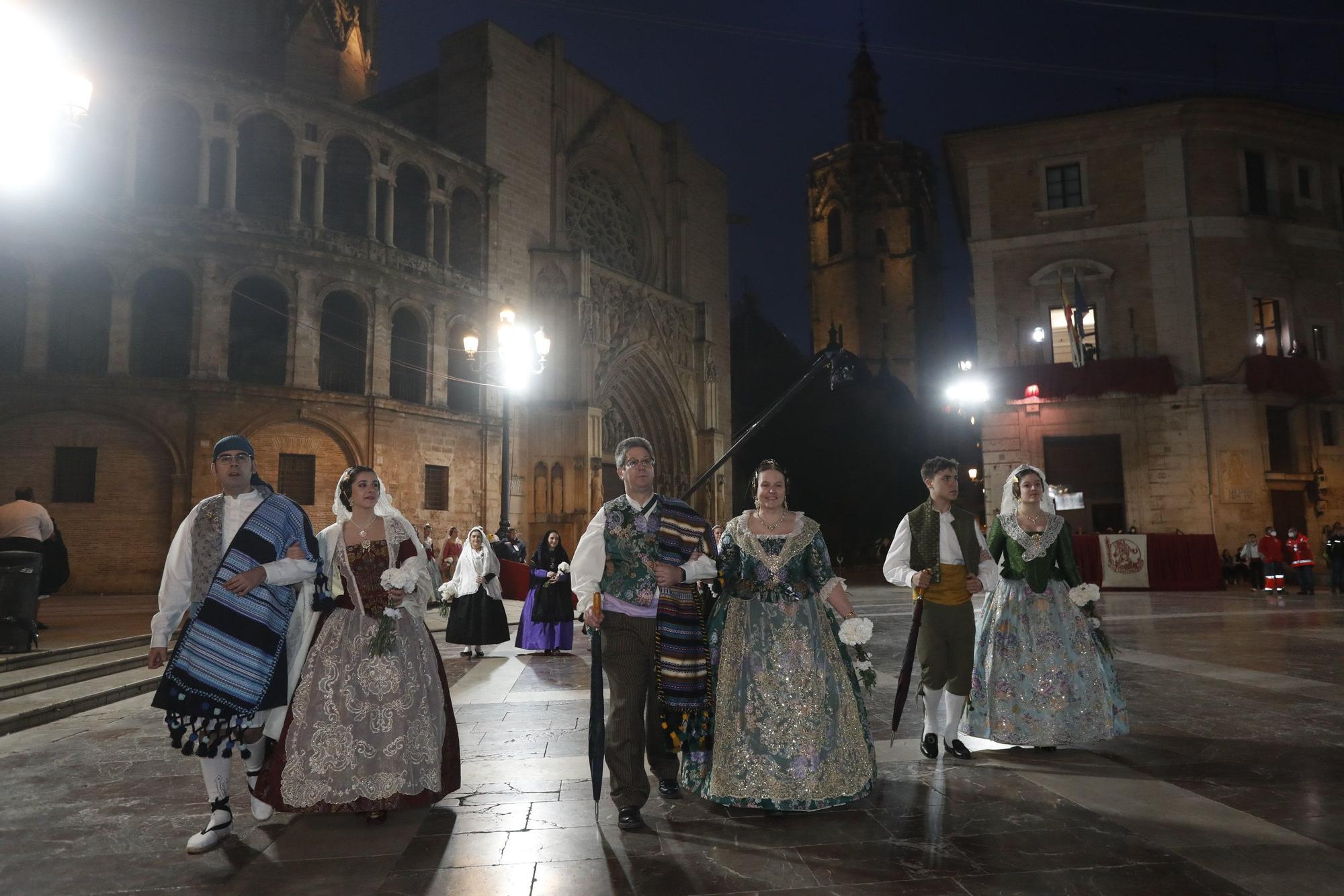 Búscate en el segundo día de ofrenda por la calle de la Paz (entre las 19:00 a las 20:00 horas)