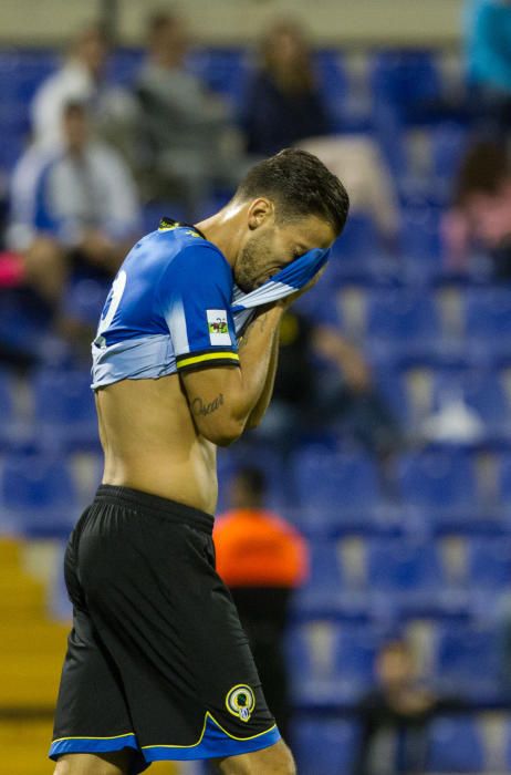 El Hércules regala otro empate en casa ante el Badalona por su nula ambición.