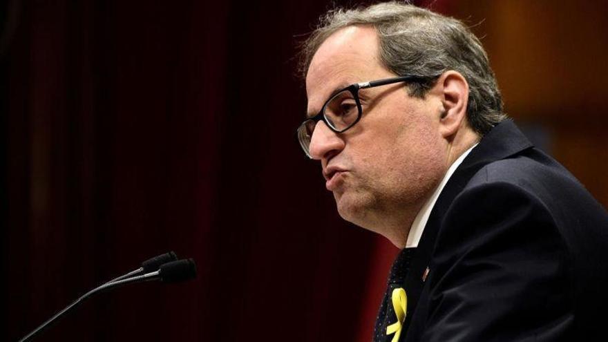 Torra pasa de la Constitución española y promete una catalana