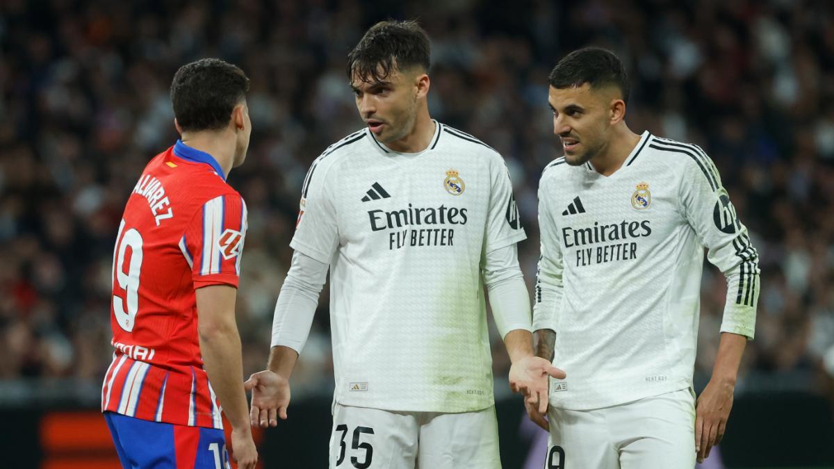 ¡Simeone se volvió loco en rueda de prensa! "Que levante la mano quien haya visto que Julián la toca dos veces"