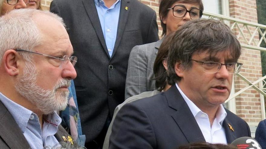 Puigdemont denuncia que ofereixen 100.000 euros per segrestar-lo