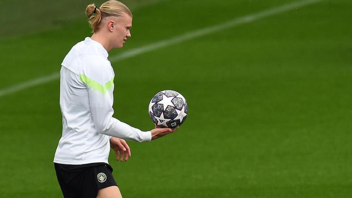 Erling Haaland, jugador del Manchester City, durante el entrenamiento previo al partido contra el Real Madrid.