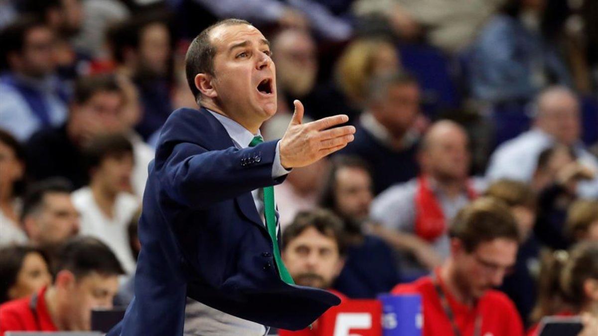 Duran, actual técnico de la Penya, era el entrenador del Valencia en 2015