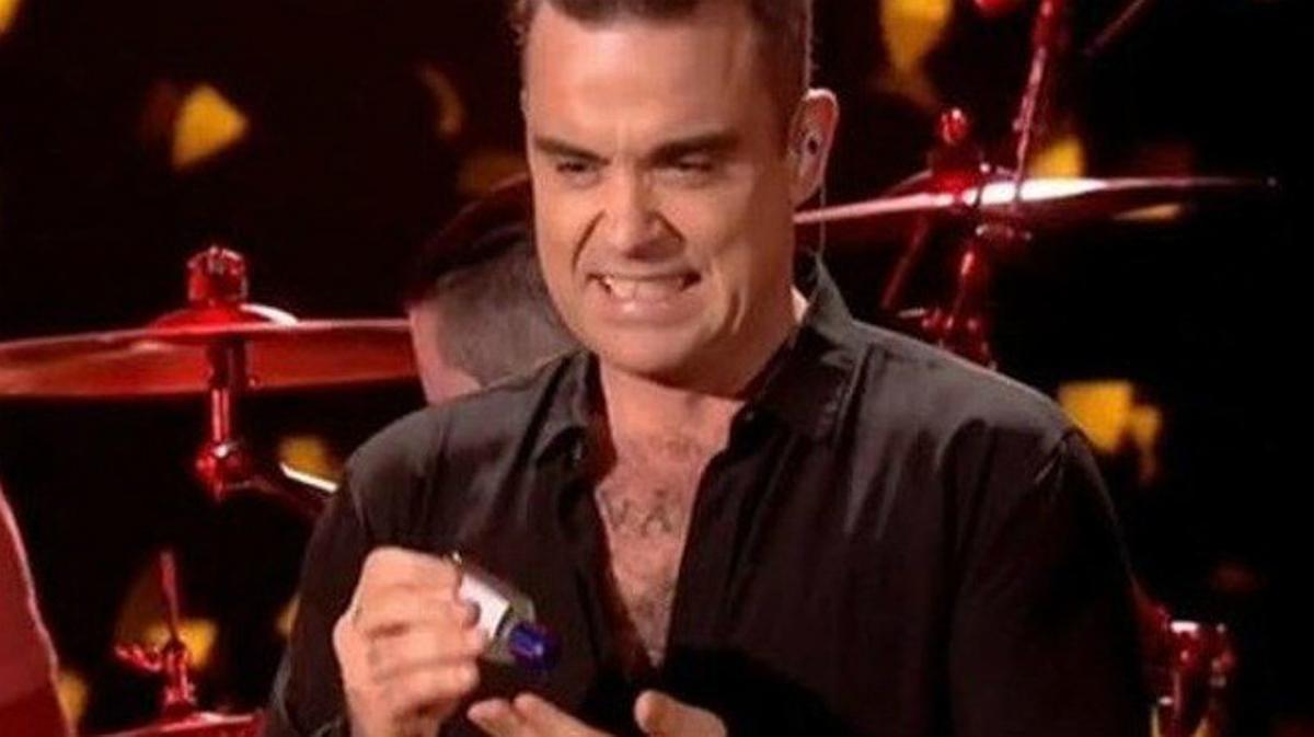 Les càmeres de la BBC i de milers d’aficionats van captar el moment ’ARGGGG’ de Robbie Williams.