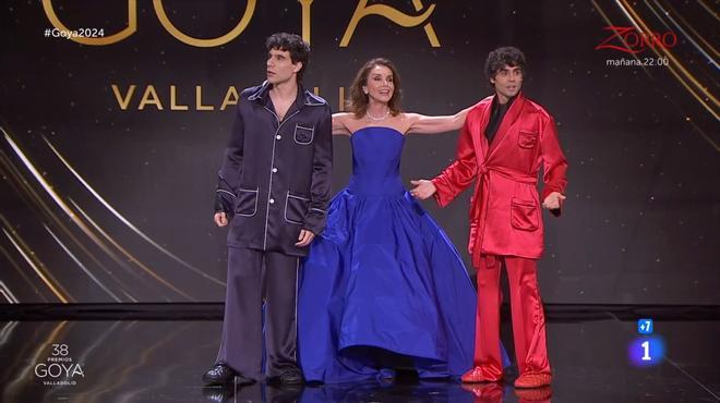Ana Belén con vestido Juan Vidal en la gala de los Premios Goya 2024