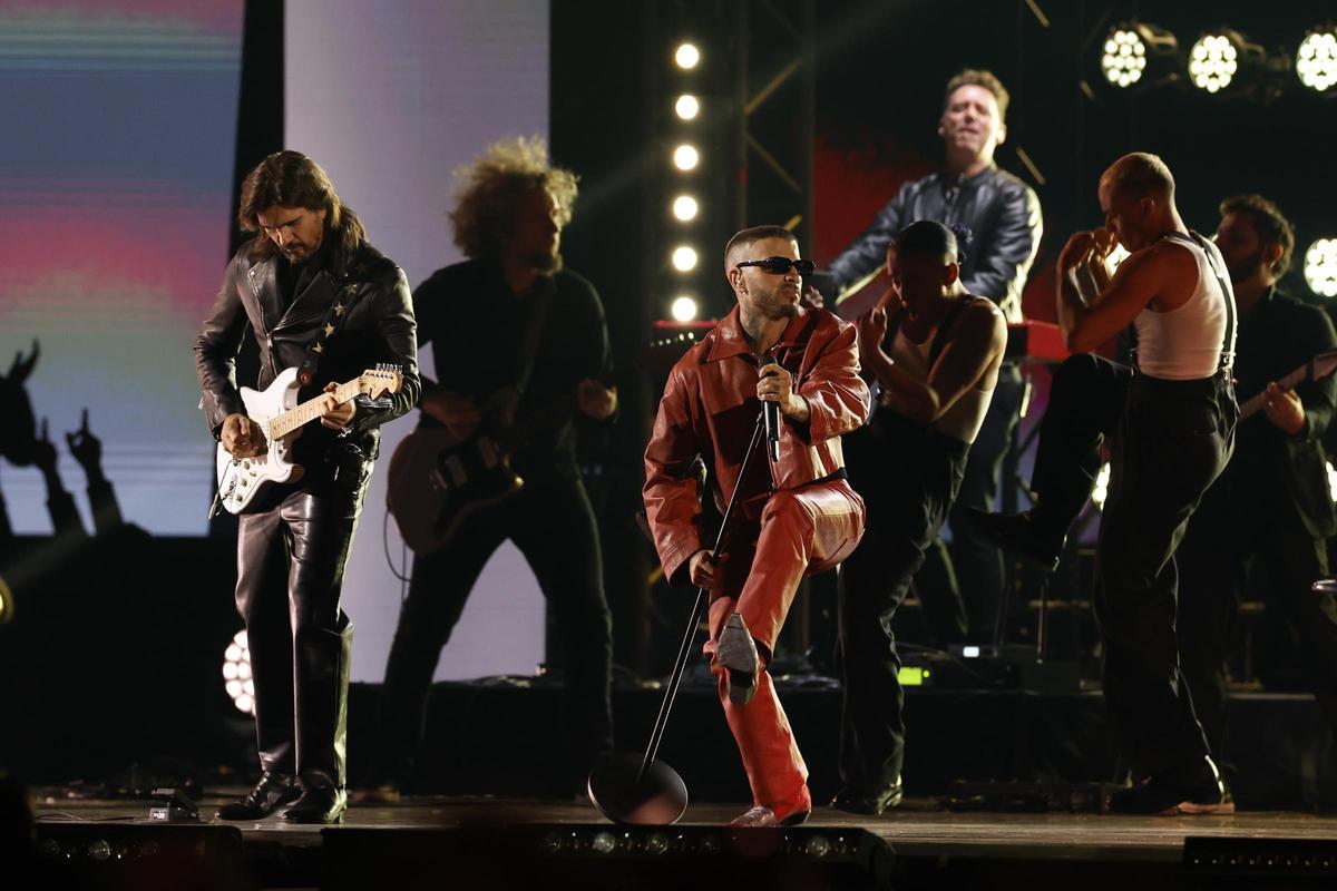 Rauw Alejandro, durante su actuación en los Grammy.