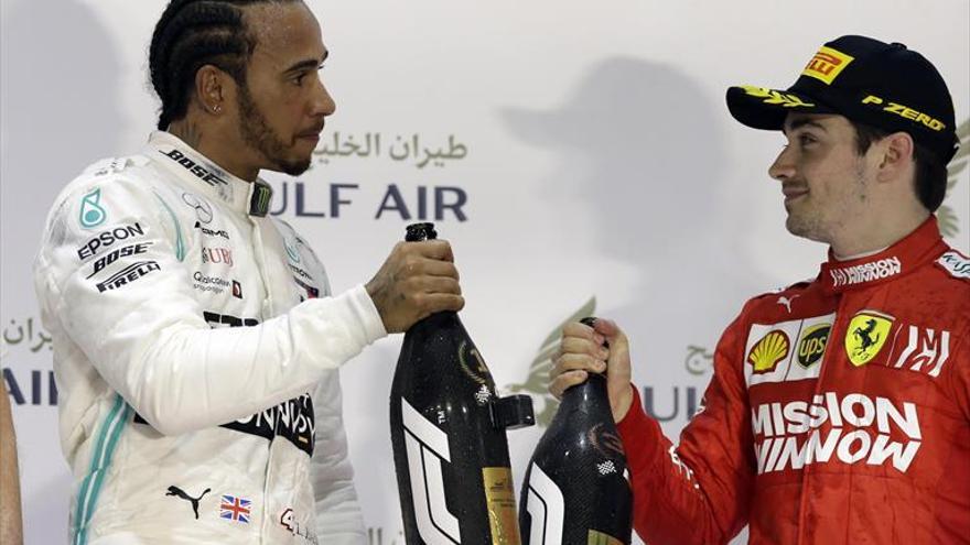 Lewis Hamilton vence y el joven Leclerc da una lección a los ‘grandes’