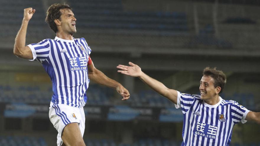 Xabi Prieto celebra el segundo gol de la Real.