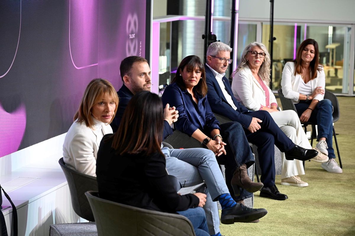Una de las ponencias de la BNEW