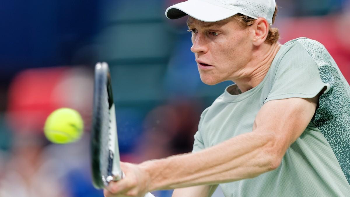 Sinner se impuso a Machac en semifinales de Shangái