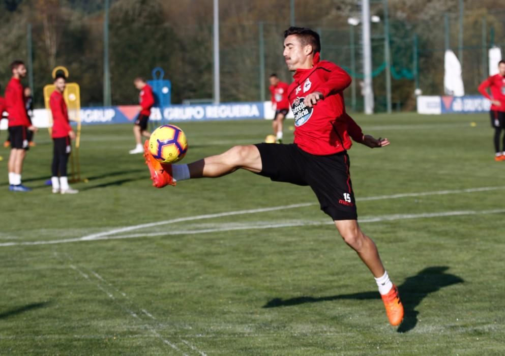 El Dépor se entrena antes de viajar a Almería