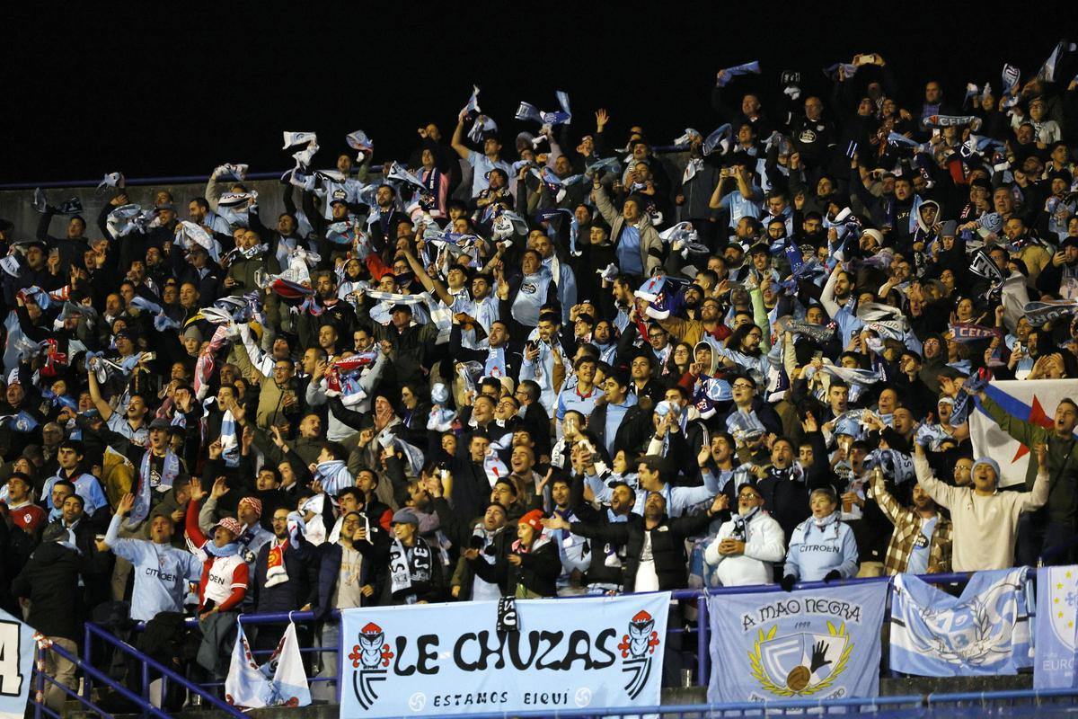 La afición celeste desplazada a Zagreb para el partido de la fase de liga de la Europa League entre el Celta y el Dinamo.