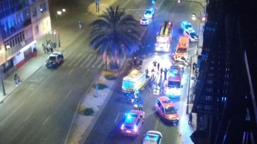 Incendio en València: dos mujeres resultan heridas al arder su piso en la avenida Doctor Peset Aleixandre.