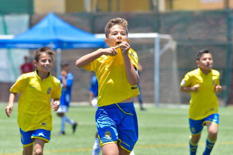 17-06-2018 SAN BARTOLOMÉ DE TIRAJANA. Finales de las Copas de Campeones prebenjamines y benjamines. Fotógrafo: ANDRES CRUZ  | 17/06/2018 | Fotógrafo: Andrés Cruz