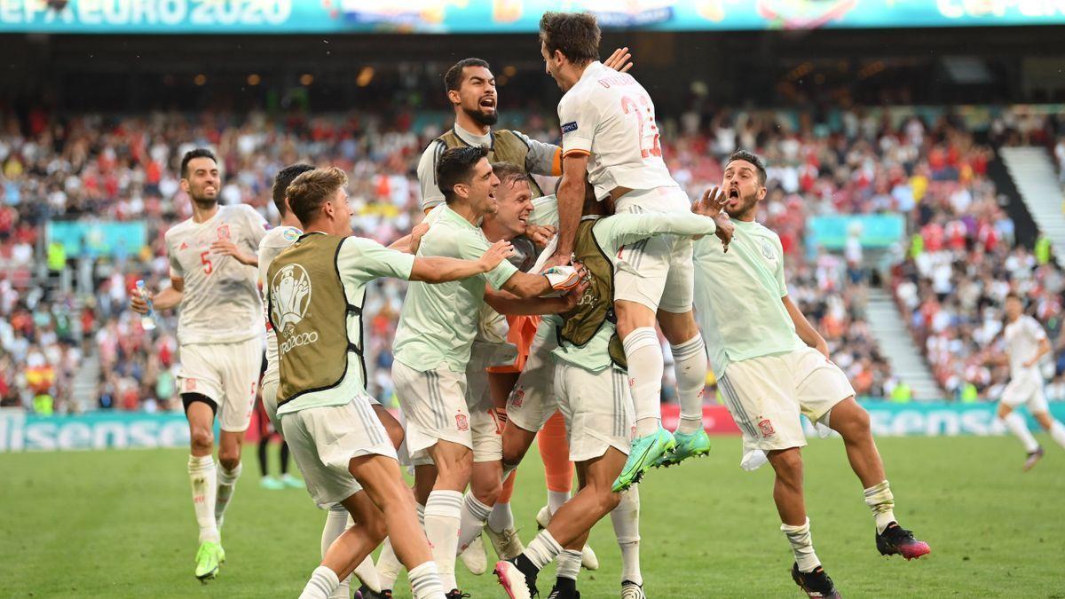 España celebra un gol ante Croacia en la Eurocopa.