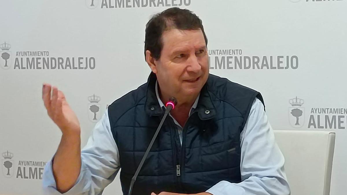 Antonio Mulas, coordinador de las campañas de donaciones en Almendralejo