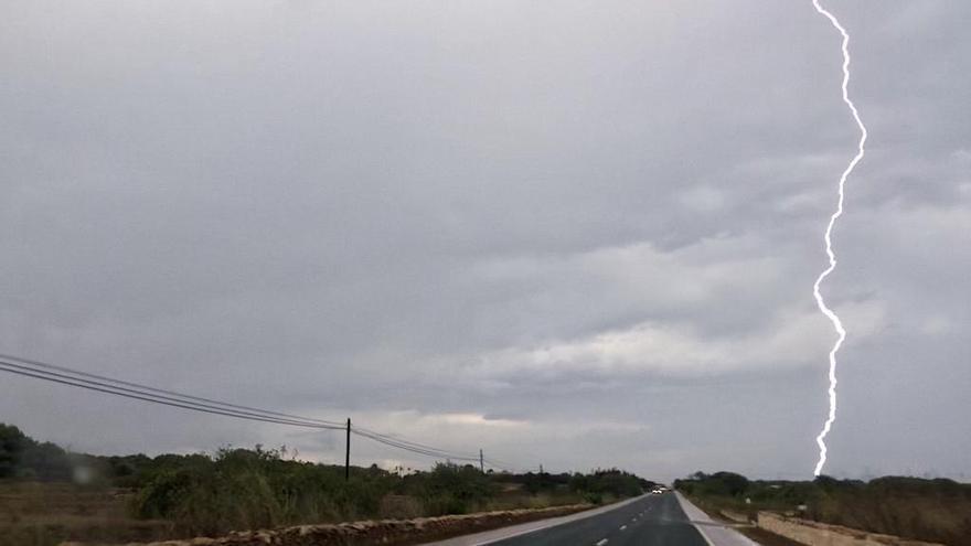 Un rayo, ayer en Formentera