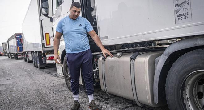 "En minuts et buiden el dipòsit"