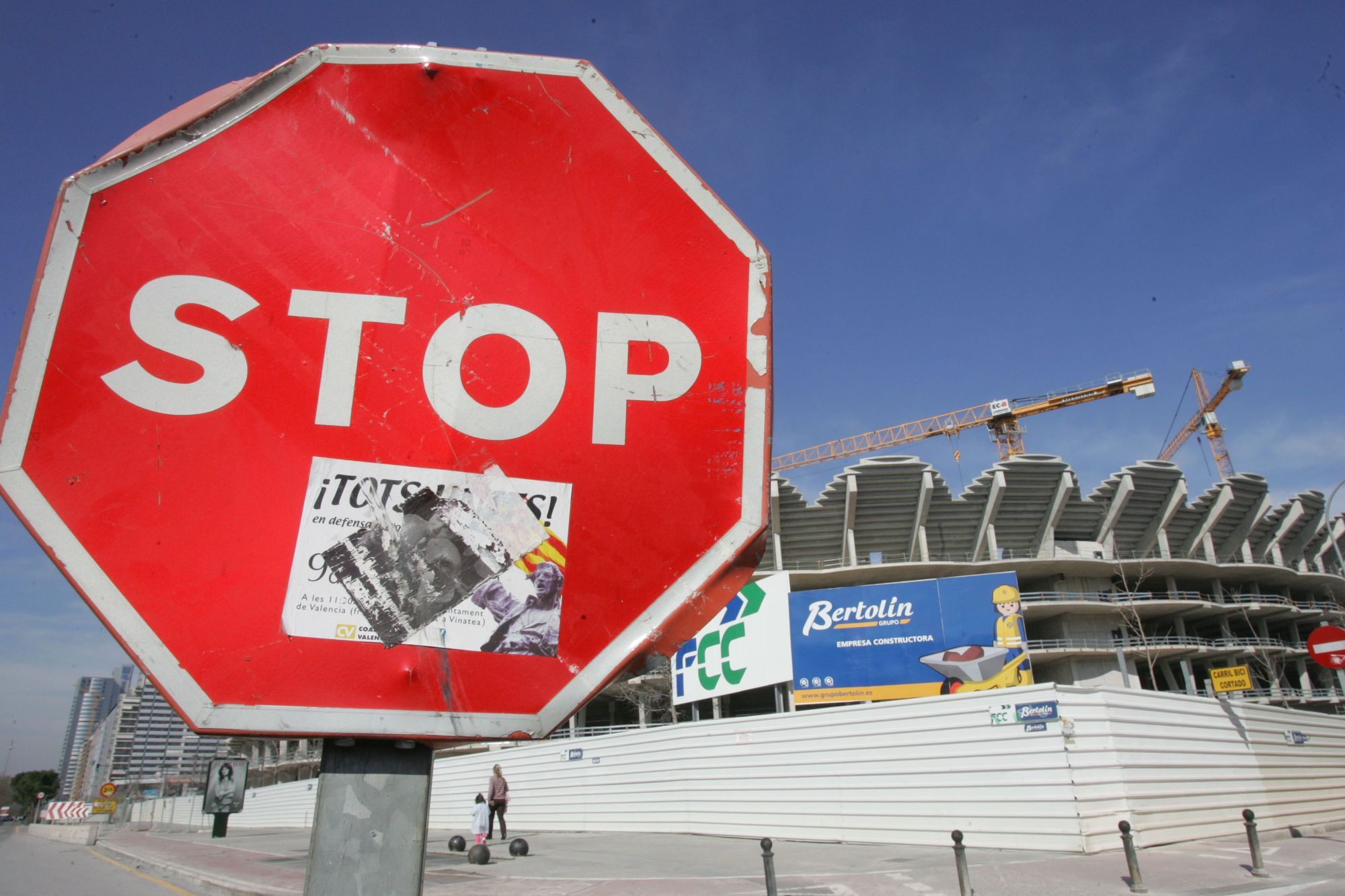 13 años de obras paradas en el nuevo Mestalla