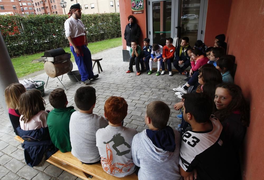 Amagüestu en el Colegio Poeta Ángel González