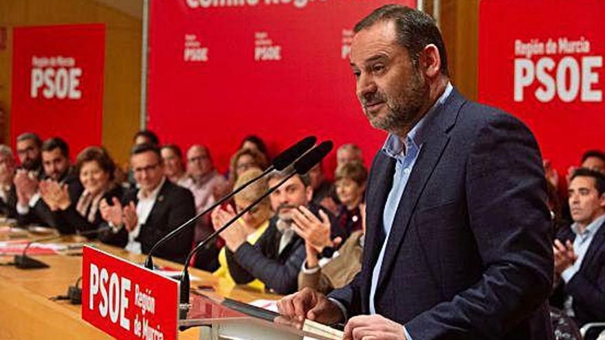 Ábalos, a la clausura del Comitè Regional dels socialistes murcians, ahir.