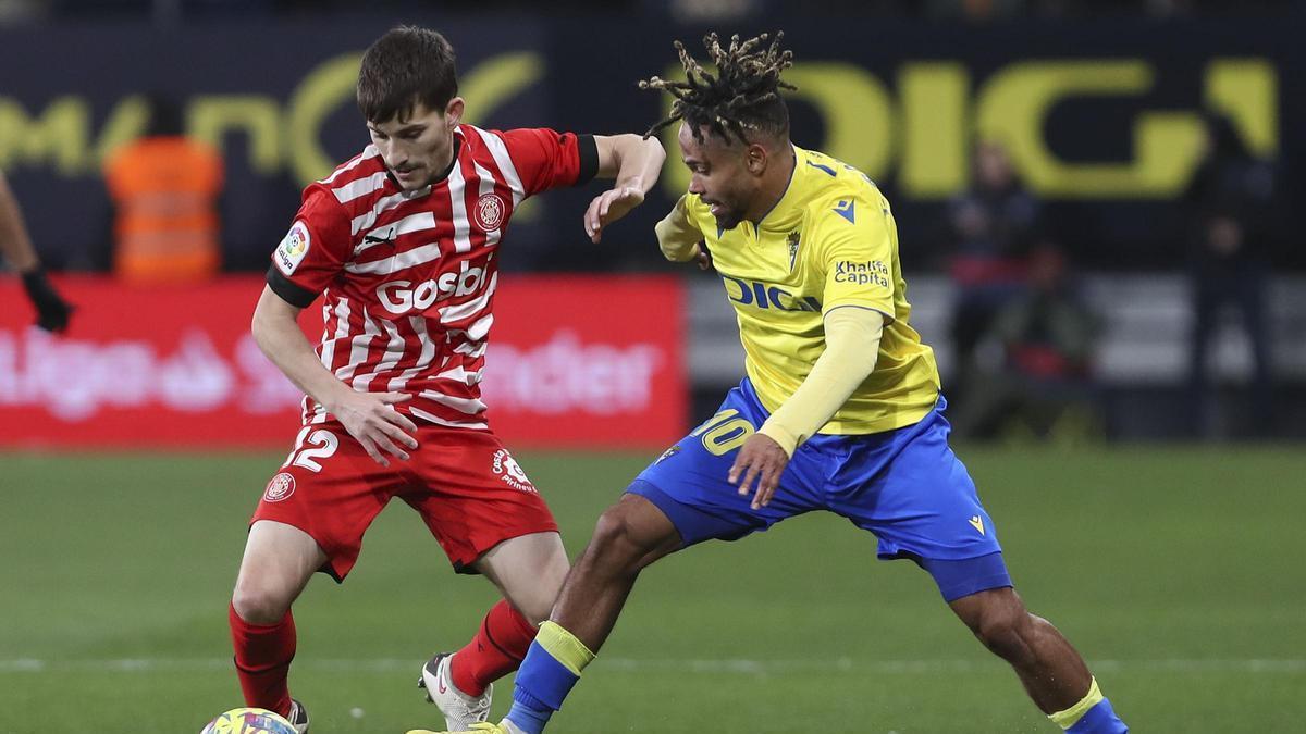 Toni Villa, en un encuentro en Primera con el Girona