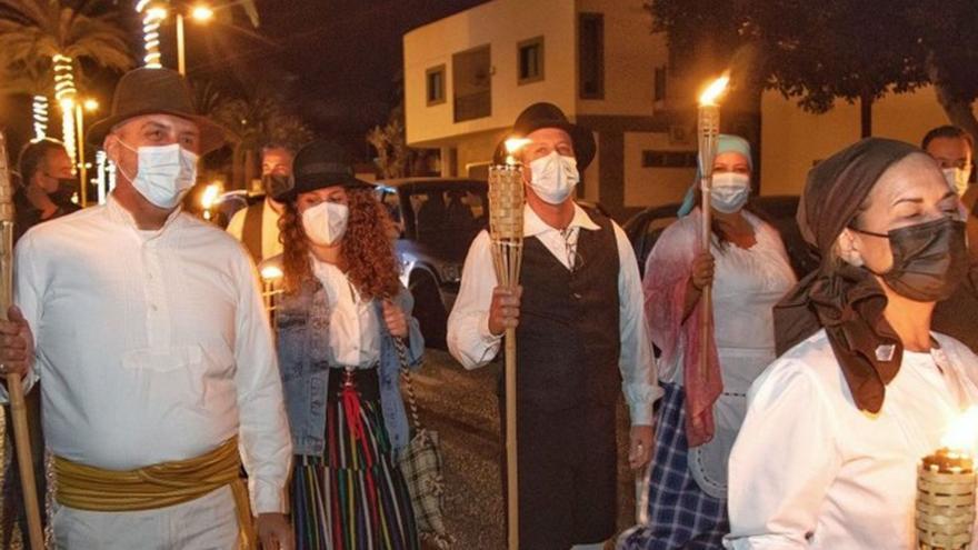 Cabalgata tradicional en La Lajita