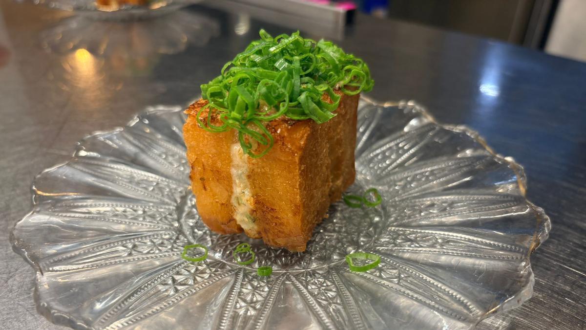 Safo propone una cocina abierta al mundo, sabrosa y fresca.
