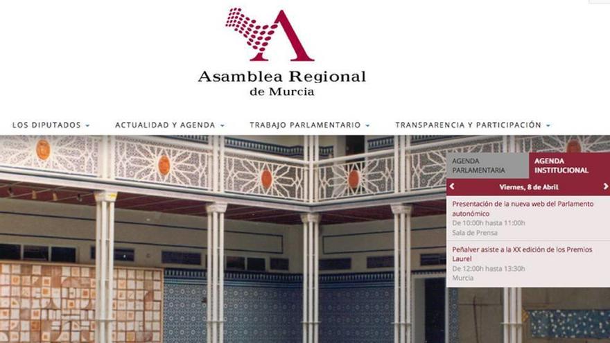 El PP critica a la presidenta por la nueva web de la Asamblea