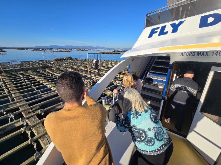 Así se despidió el año en el catamarán restaurante Fly Delfín, de Cruceros do Ulla Turimares.