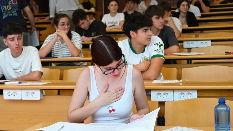 Polémica en el examen de castellano de la PAU: la sintaxis ha sido “una fumada”