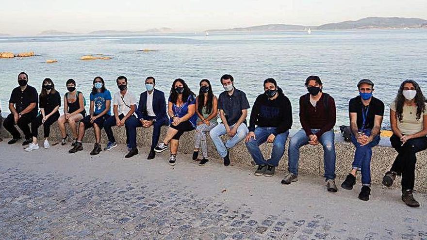 Participantes de la reunión mantenida ayer en el Museo do Mar.