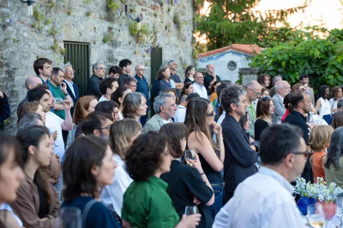 Vista de parte de las personas asistentes al acto organizado por la Fundación RIA en Santiago.